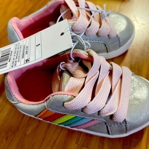 NWT Toddler girls Sneakers Cat & Jack size 5 Silver/Alexandria New In Box
